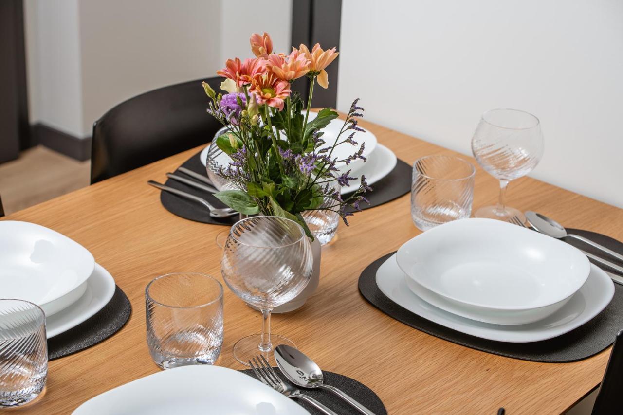 Mkm Apartments Люблин Екстериор снимка