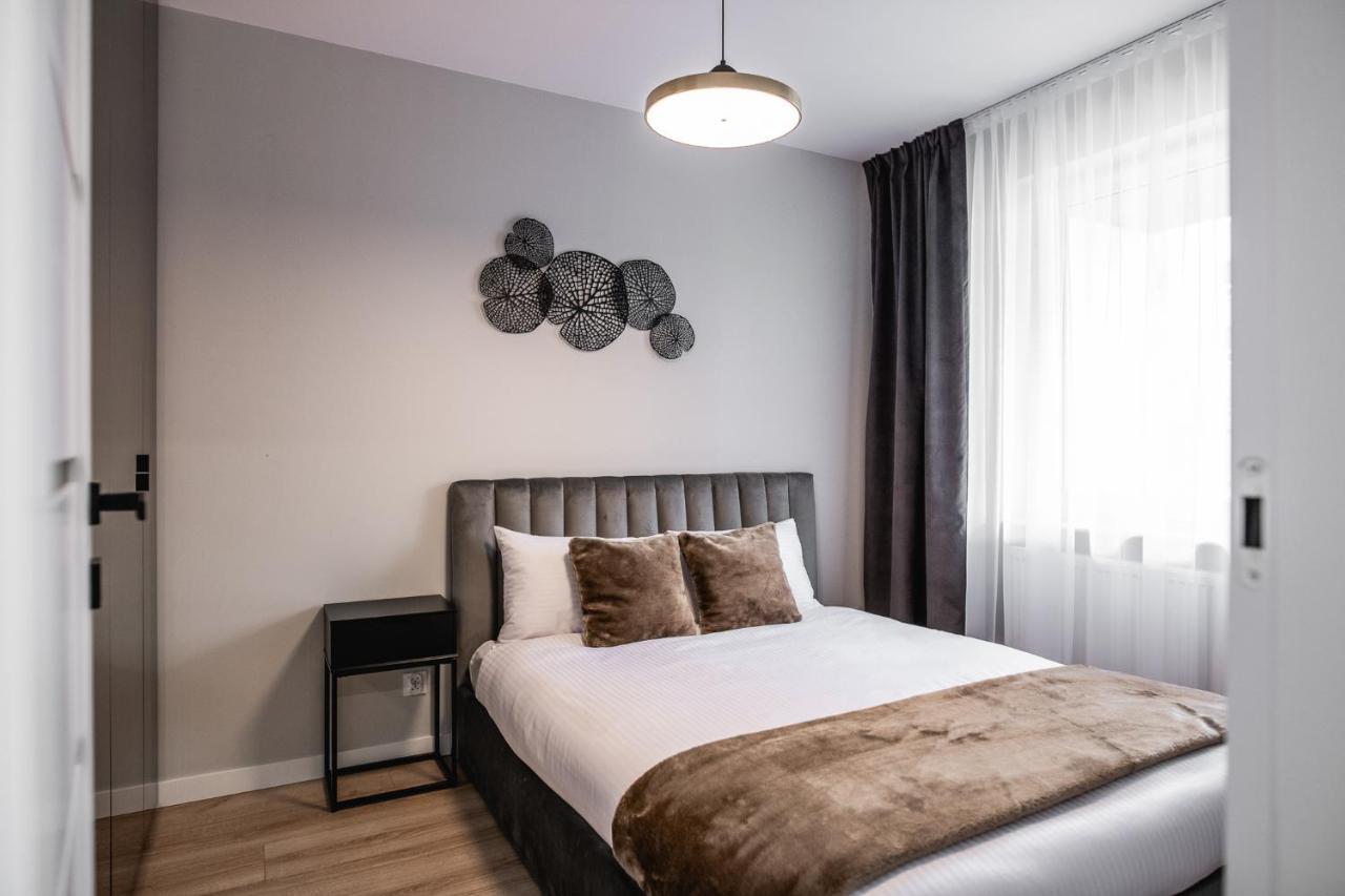 Mkm Apartments Люблин Екстериор снимка