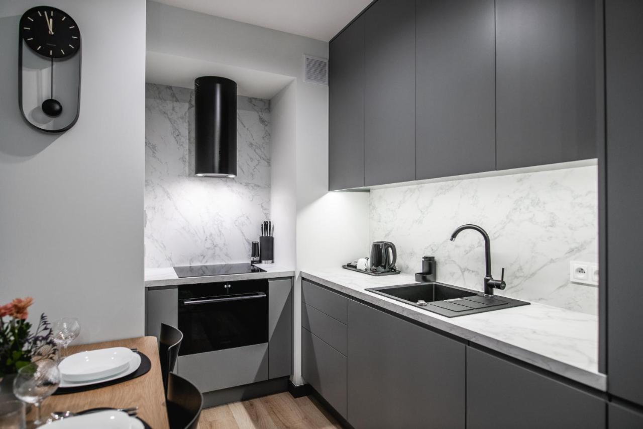 Mkm Apartments Люблин Екстериор снимка