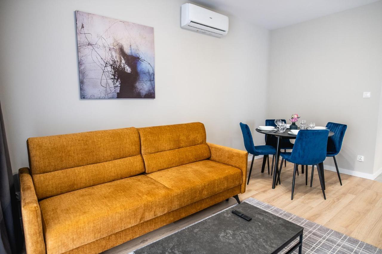 Mkm Apartments Люблин Екстериор снимка