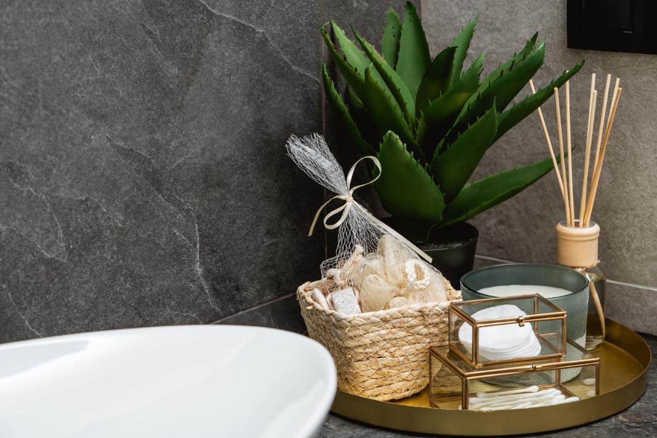 Mkm Apartments Люблин Екстериор снимка